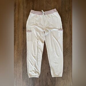 Vuori Jogger Pants